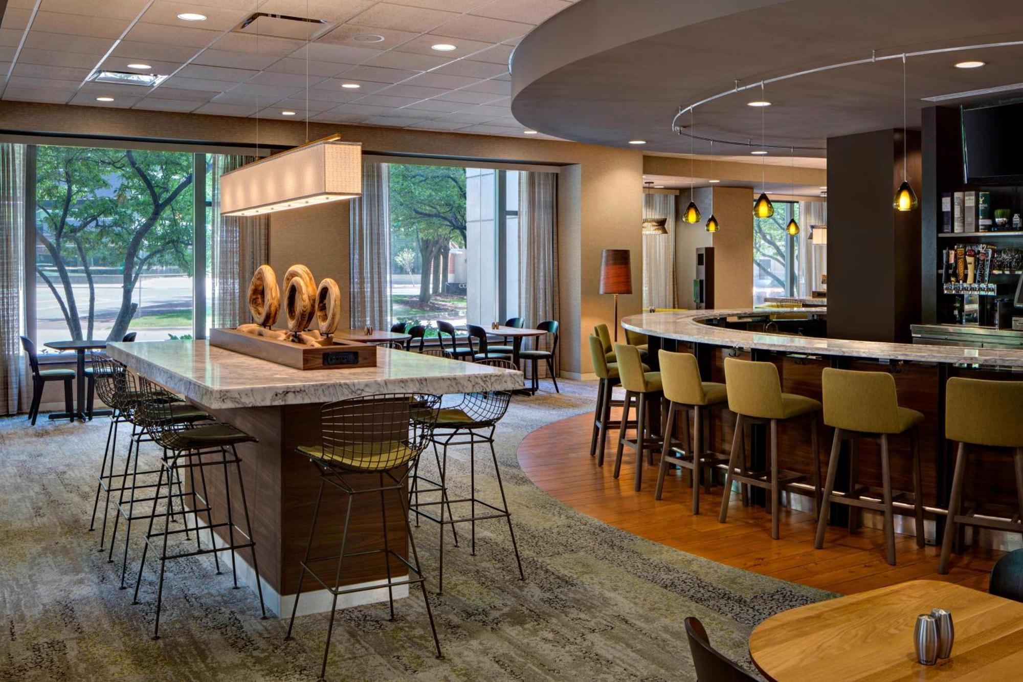 Courtyard Grand Rapids Downtown Hotel Exterior photo
