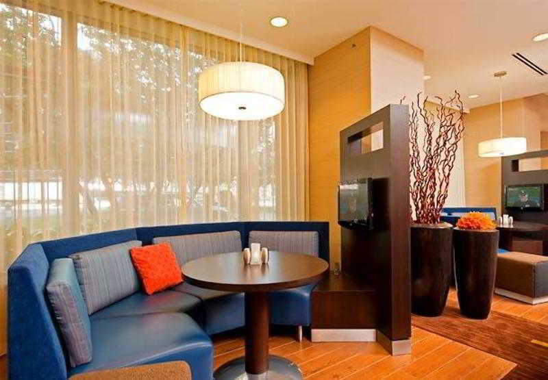 Courtyard Grand Rapids Downtown Hotel Exterior photo